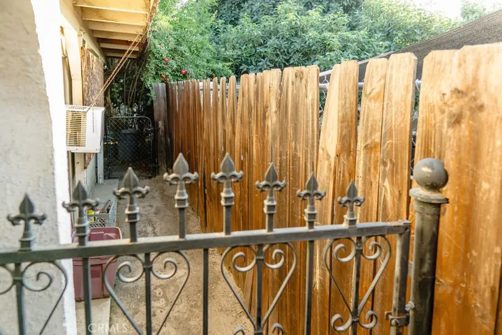 985 W 14th Street, San Bernardino, California 92411