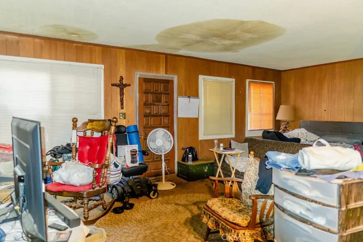 985 W 14th Street, San Bernardino, California 92411