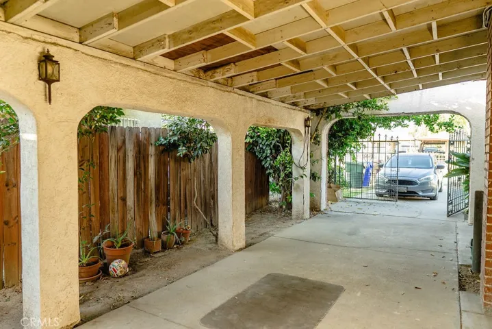 985 W 14th Street, San Bernardino, California 92411