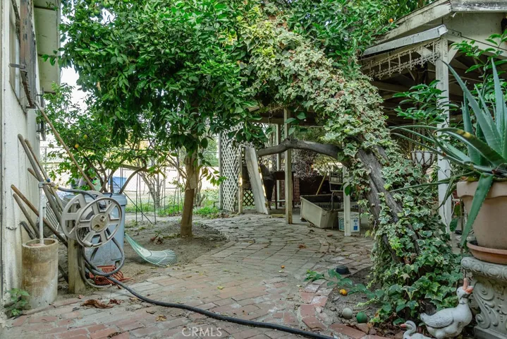 985 W 14th Street, San Bernardino, California 92411