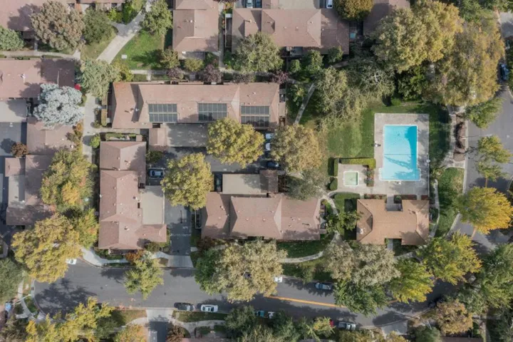 220 Red Oak Drive M, Sunnyvale, California 94086