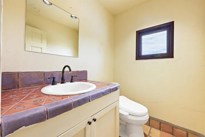 Flex Area Half Bathroom
