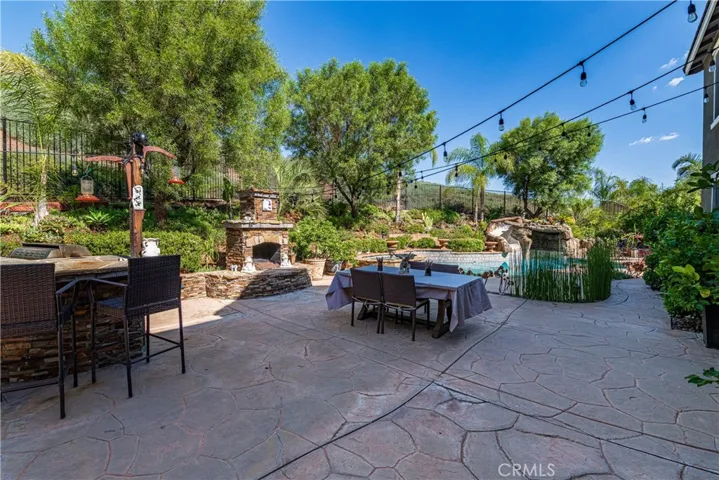 BBQ Island and Fireplace