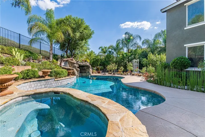 34324 Chaparossa Drive, Lake Elsinore, California 92532