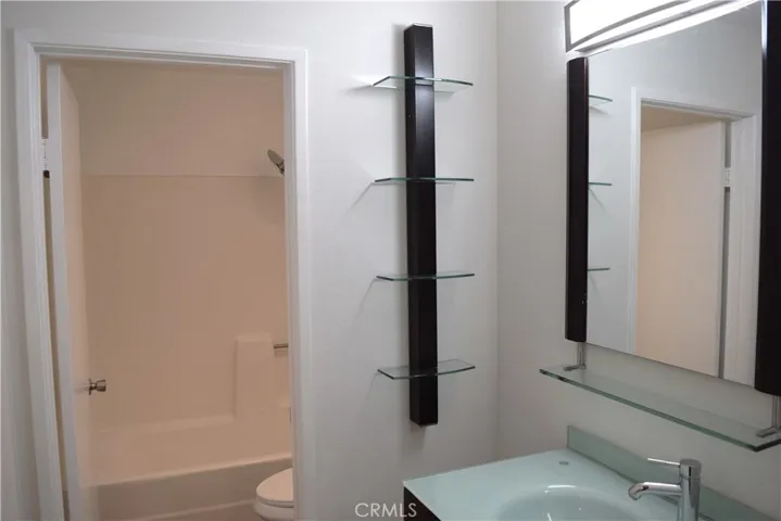 27656 Ironstone Drive 5, Canyon Country, California 91387