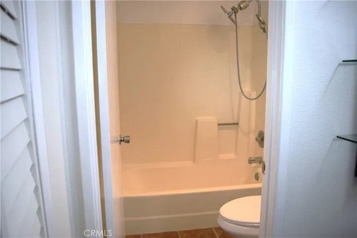 27656 Ironstone Drive 5, Canyon Country, California 91387