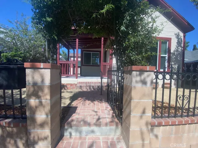 4059 5th Street, Riverside, California 92501