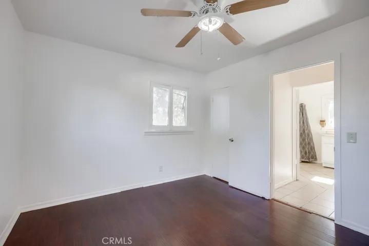 704 Fairlawn Avenue, Santa Ana, California 92703