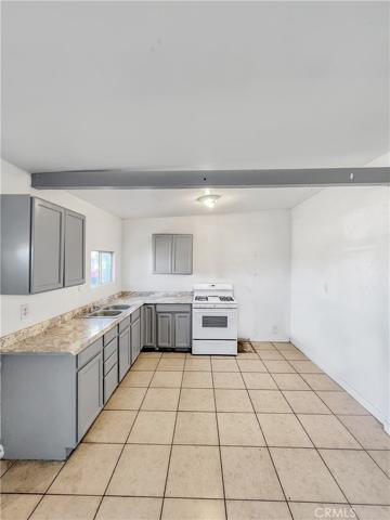 Front unit Kitchen