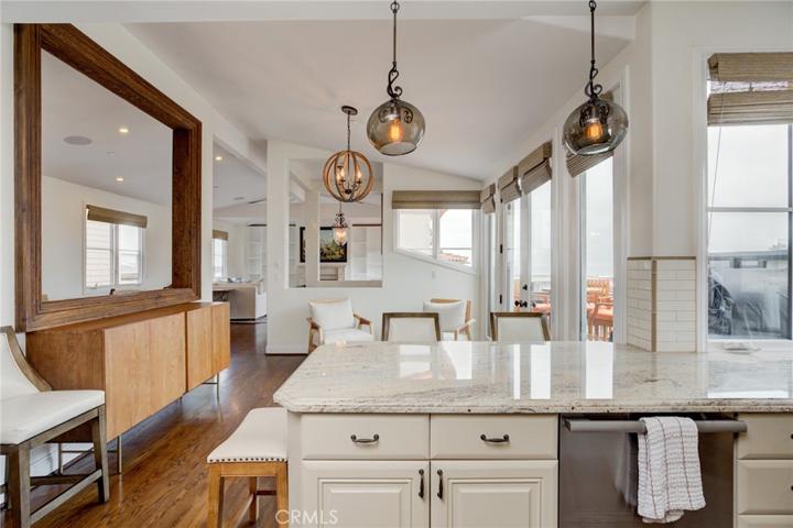 99 Bayview, Manhattan Beach, California 90266