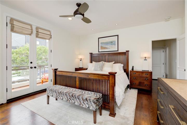 99 Bayview, Manhattan Beach, California 90266