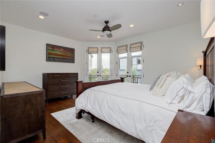 99 Bayview, Manhattan Beach, California 90266