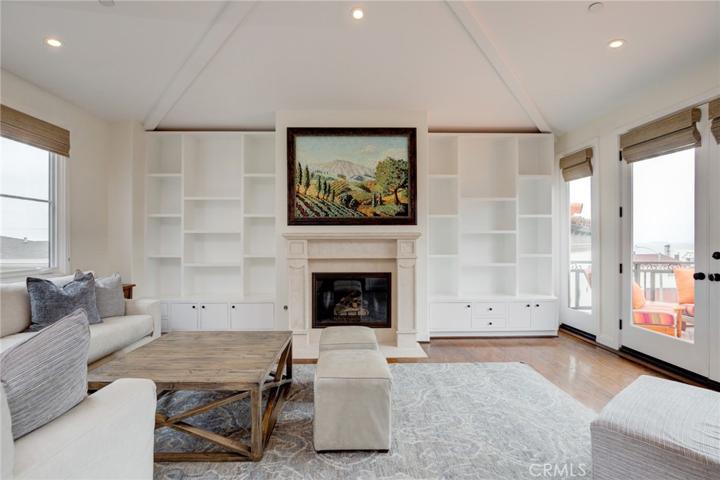 99 Bayview, Manhattan Beach, California 90266
