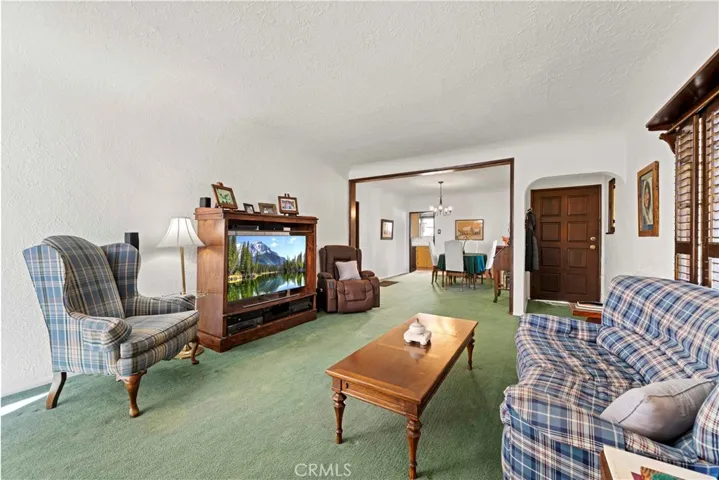 1329 Sonora Avenue, Glendale, California 91201