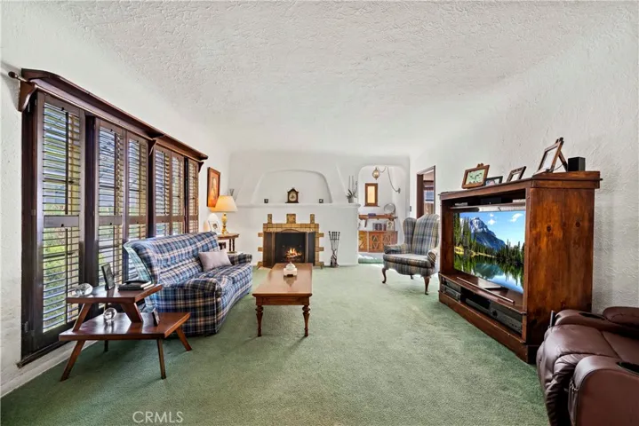 1329 Sonora Avenue, Glendale, California 91201