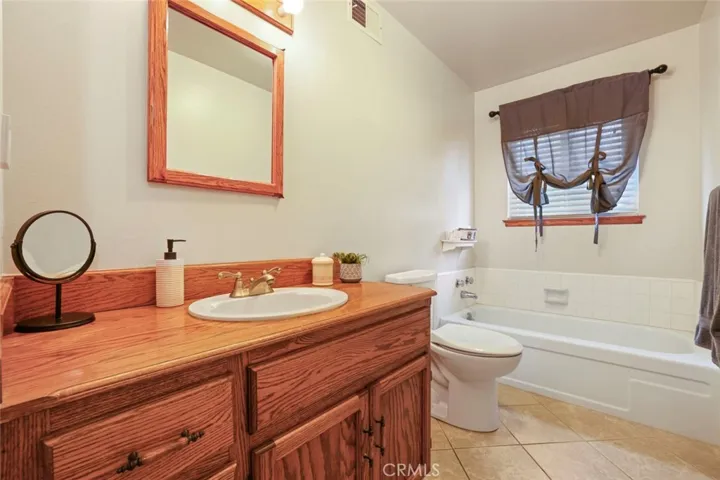830 Brookdale Drive, Merced, California 95340