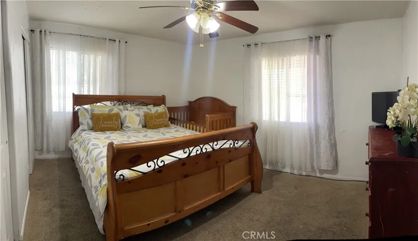 15811 Ash Street, Hesperia, California 92345
