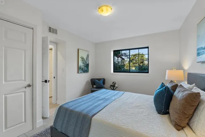 2324 La Costa Avenue C, Carlsbad, California 92009