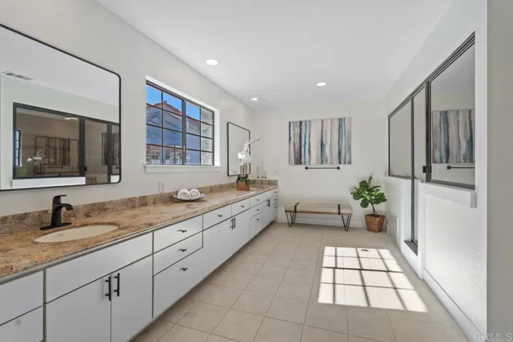 2324 La Costa Avenue C, Carlsbad, California 92009
