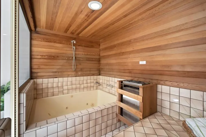 2324 La Costa Avenue C, Carlsbad, California 92009