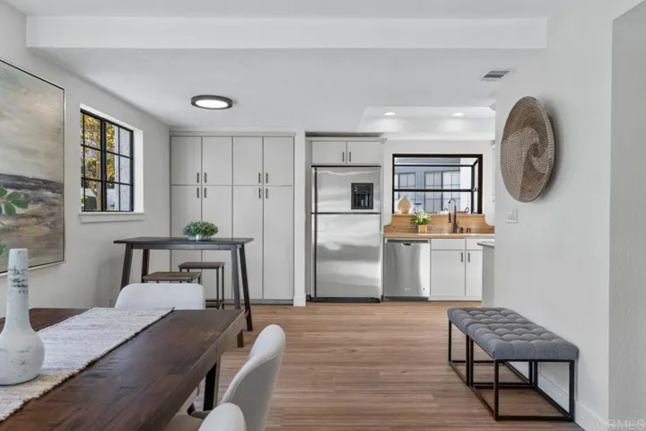 2324 La Costa Avenue C, Carlsbad, California 92009