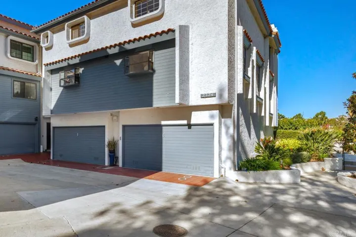 2324 La Costa Avenue C, Carlsbad, California 92009