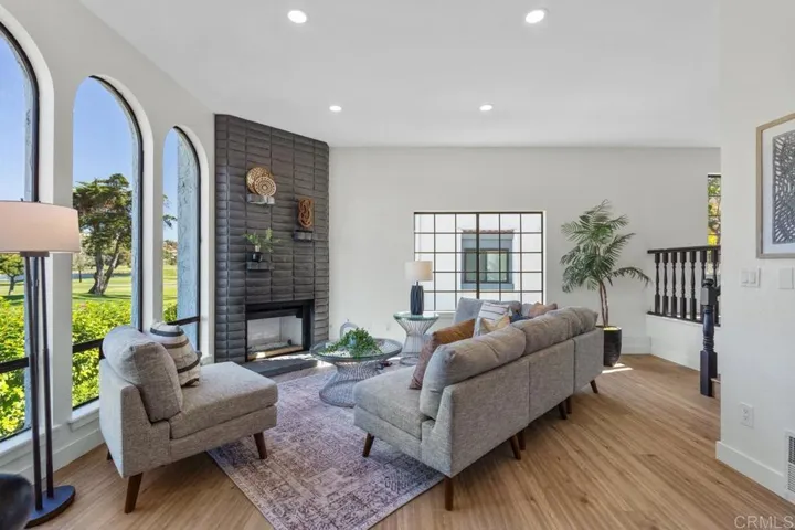 2324 La Costa Avenue C, Carlsbad, California 92009