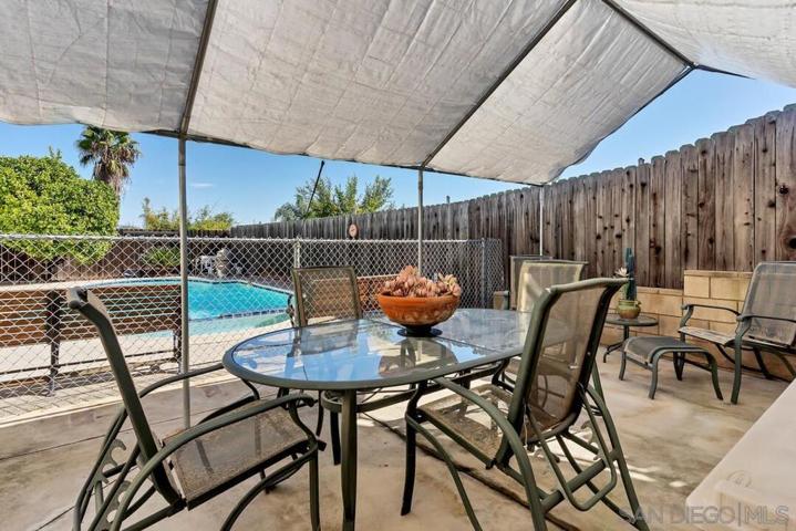 10143 Maple Tree Rd, Santee, California 92071