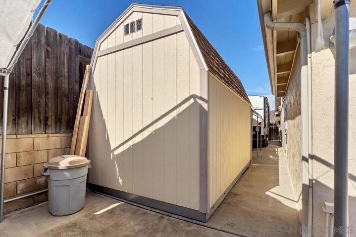 10143 Maple Tree Rd, Santee, California 92071