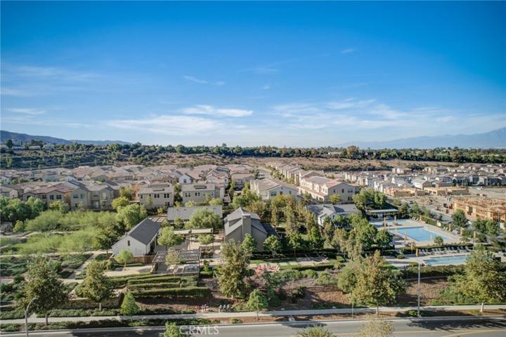 2521 Verna Drive Unit 108, Corona, California 92883