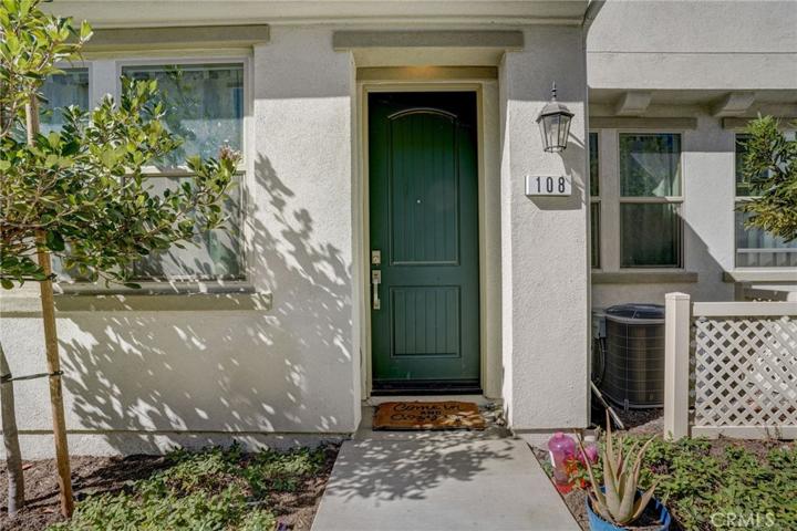 2521 Verna Drive Unit 108, Corona, California 92883