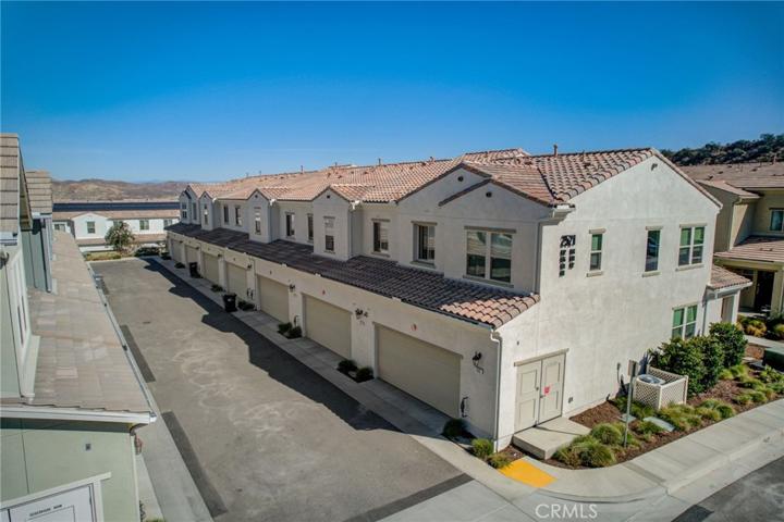2521 Verna Drive Unit 108, Corona, California 92883