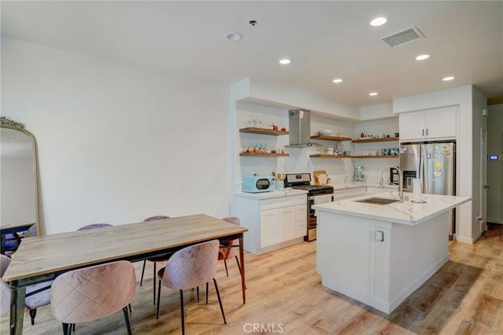 2521 Verna Drive Unit 108, Corona, California 92883