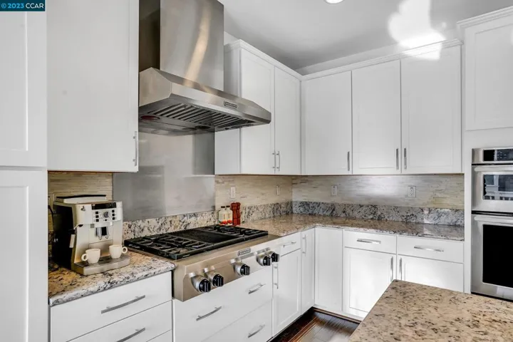 70 Citron Knl, Orinda, California 94563