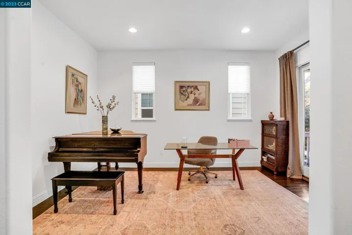70 Citron Knl, Orinda, California 94563