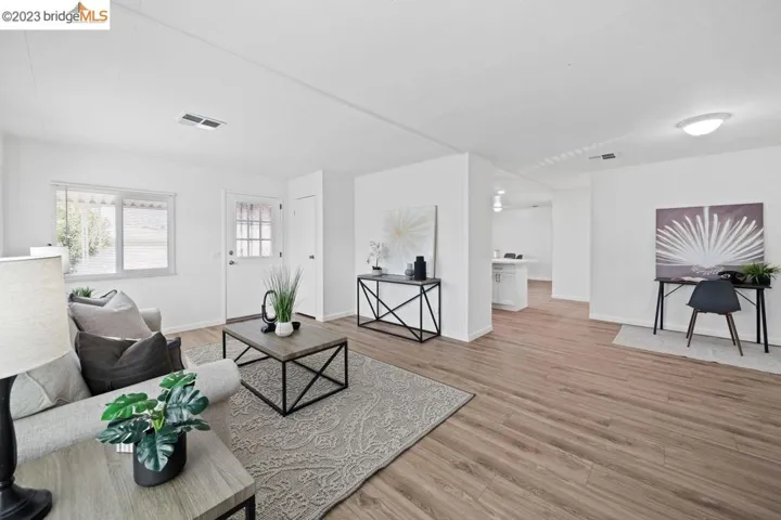 118 118 Zartop, Oakley, California 94561
