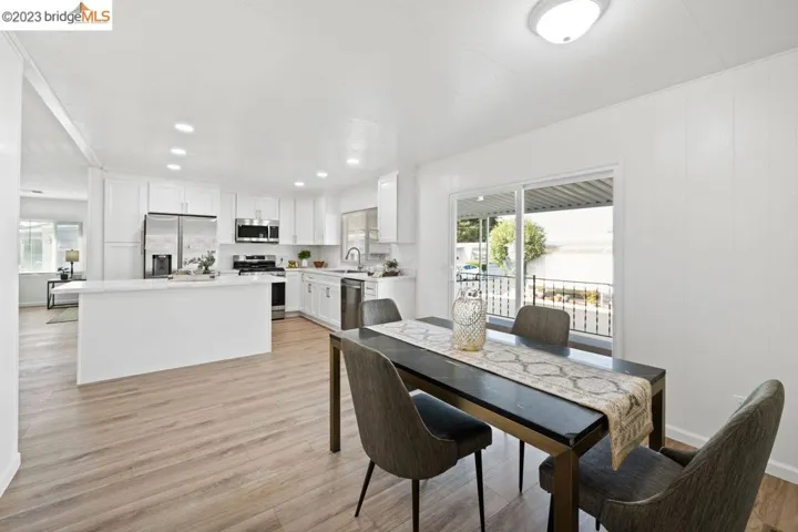 118 118 Zartop, Oakley, California 94561