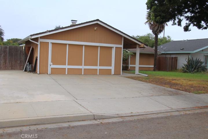 1119 Hal Avenue, Santa Maria, California 93454