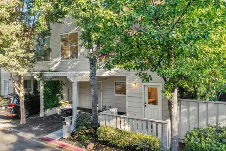 2016 Saint Julien Court, Mountain View, California 94043