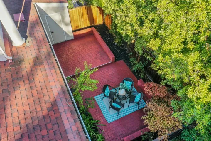 2016 Saint Julien Court, Mountain View, California 94043