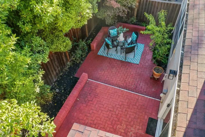 2016 Saint Julien Court, Mountain View, California 94043