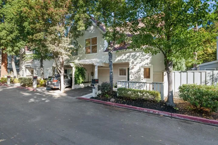 2016 Saint Julien Court, Mountain View, California 94043