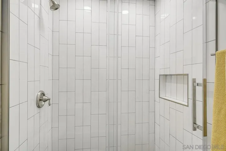 ADU BATH IN BEDROOM, LIKE AN ENSUITE.