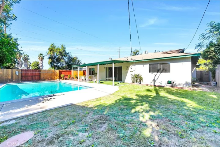 18814 Blythe Street, Reseda, California 91335