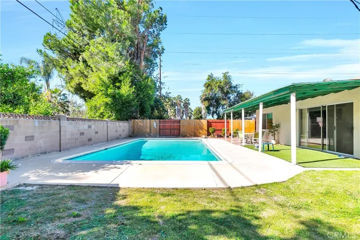 18814 Blythe Street, Reseda, California 91335