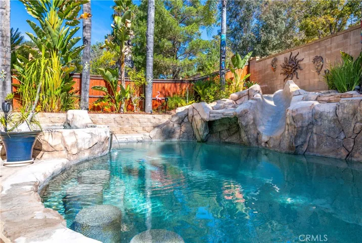 32635 Via Destello, Temecula, California 92592