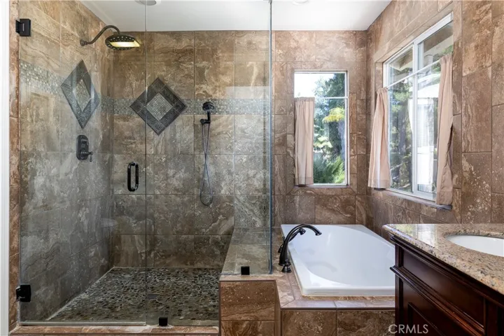 32635 Via Destello, Temecula, California 92592