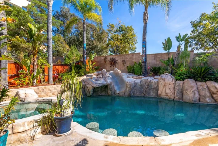 32635 Via Destello, Temecula, California 92592