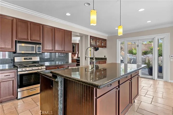 32635 Via Destello, Temecula, California 92592