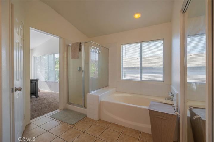 28075 Daydream Way, Valencia, California 91354